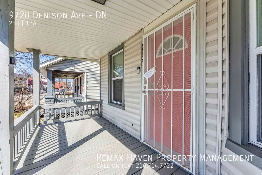 9720 Denison Ave | DN, Cleveland - Spacious 2-bed 1-bath multi-family home! property image