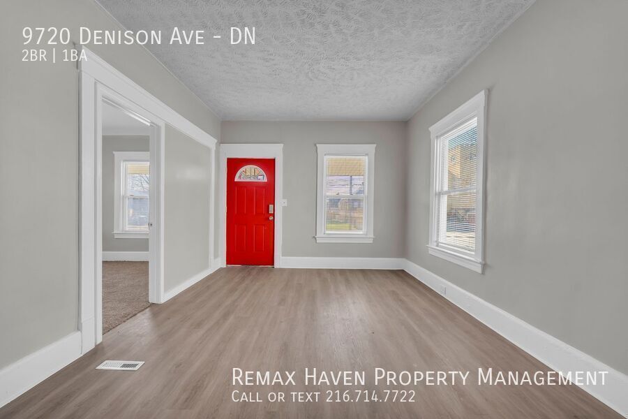 9720 Denison Ave | DN, Cleveland - Spacious 2-bed 1-bath multi-family home! property image