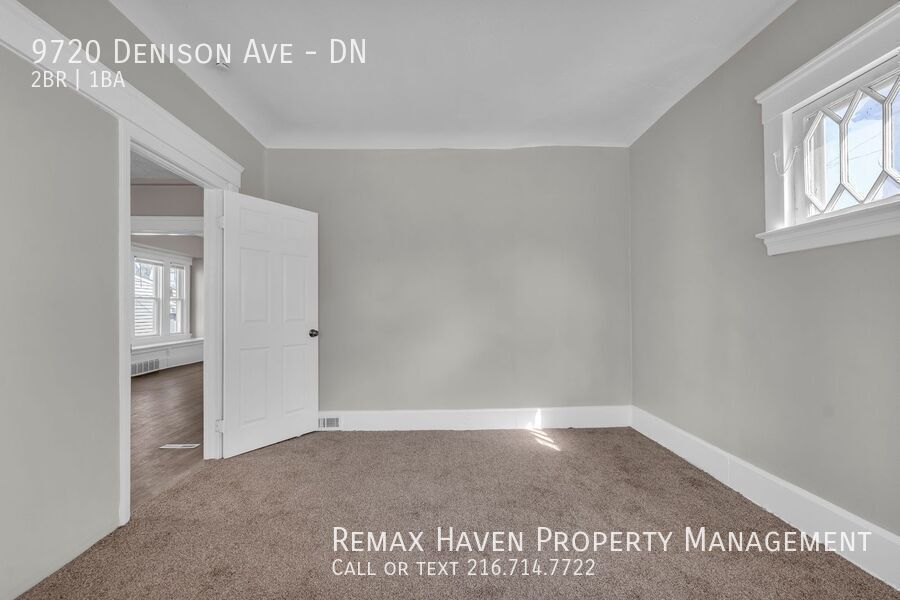 9720 Denison Ave | DN, Cleveland - Spacious 2-bed 1-bath multi-family home! property image