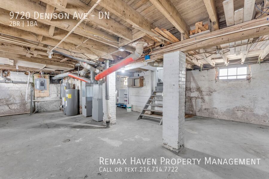 9720 Denison Ave | DN, Cleveland - Spacious 2-bed 1-bath multi-family home! property image
