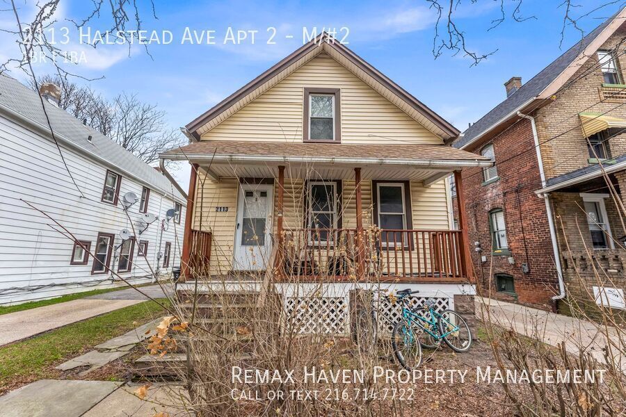 2113 Halstead Ave | Unit #2, Lakewood - Spacious 1-bed 1-bath multi-family home! property image