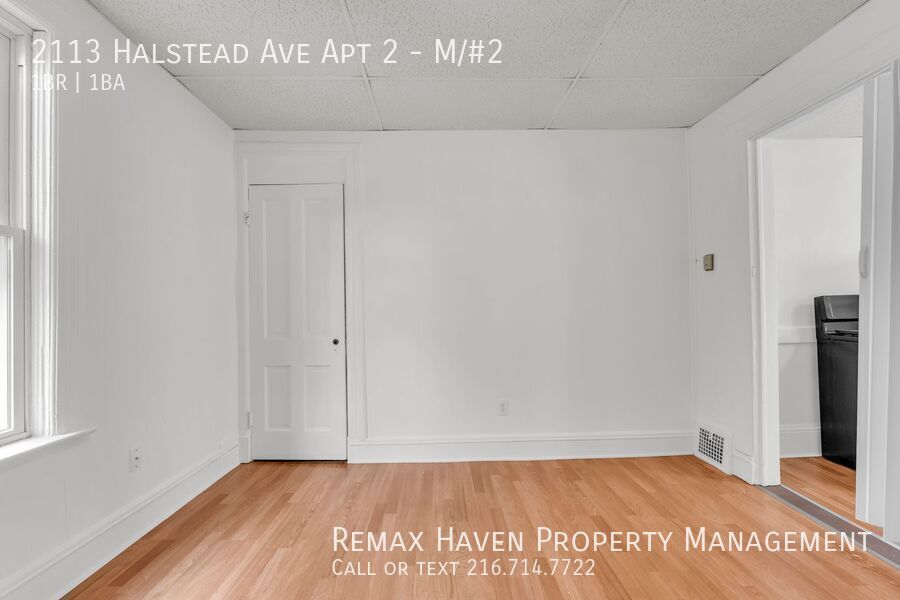 2113 Halstead Ave | Unit #2, Lakewood - Spacious 1-bed 1-bath multi-family home! property image