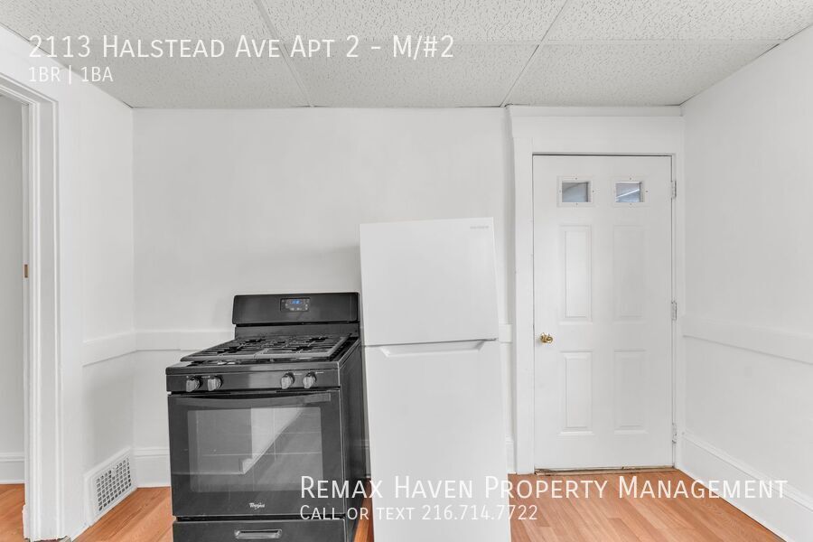 2113 Halstead Ave | Unit #2, Lakewood - Spacious 1-bed 1-bath multi-family home! property image