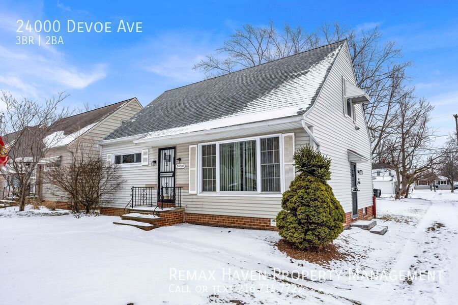 24000 Devoe Ave, Euclid - Spacious 3-bed 2-bath single-family home! Minimum credit score of 650 required. property image