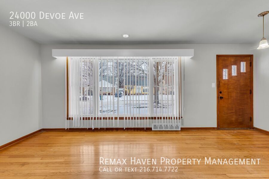 24000 Devoe Ave, Euclid - Spacious 3-bed 2-bath single-family home! Minimum credit score of 650 required. property image