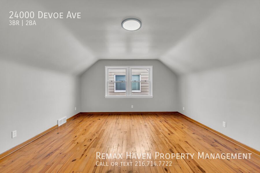 24000 Devoe Ave, Euclid - Spacious 3-bed 2-bath single-family home! Minimum credit score of 650 required. property image