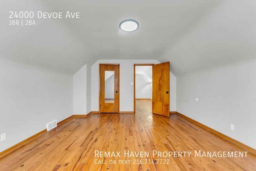 24000 Devoe Ave, Euclid - Spacious 3-bed 2-bath single-family home! Minimum credit score of 650 required. property image