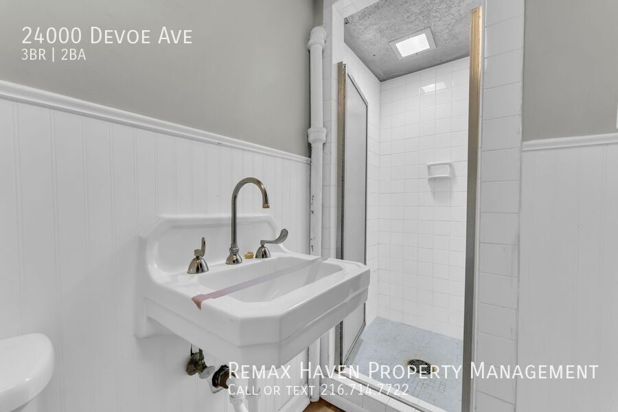 24000 Devoe Ave, Euclid - Spacious 3-bed 2-bath single-family home! Minimum credit score of 650 required. property image