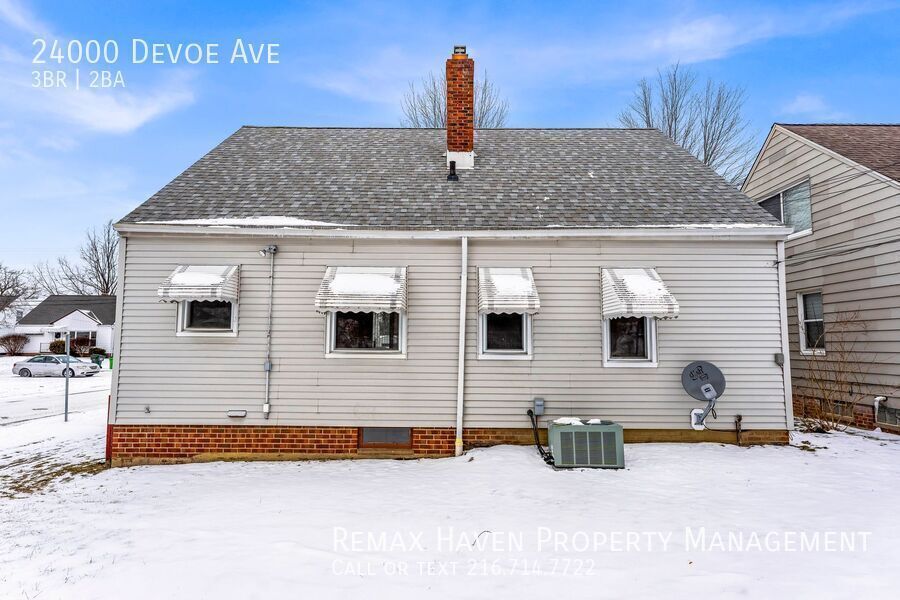 24000 Devoe Ave, Euclid - Spacious 3-bed 2-bath single-family home! Minimum credit score of 650 required. property image