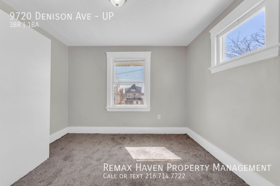 9720 Denison Ave | UP, Cleveland - Spacious 3-bed 1-bath multi-family home! property image