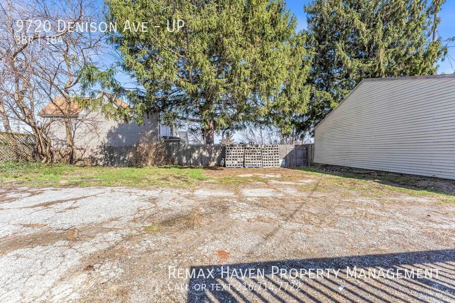 9720 Denison Ave | UP, Cleveland - Spacious 3-bed 1-bath multi-family home! property image