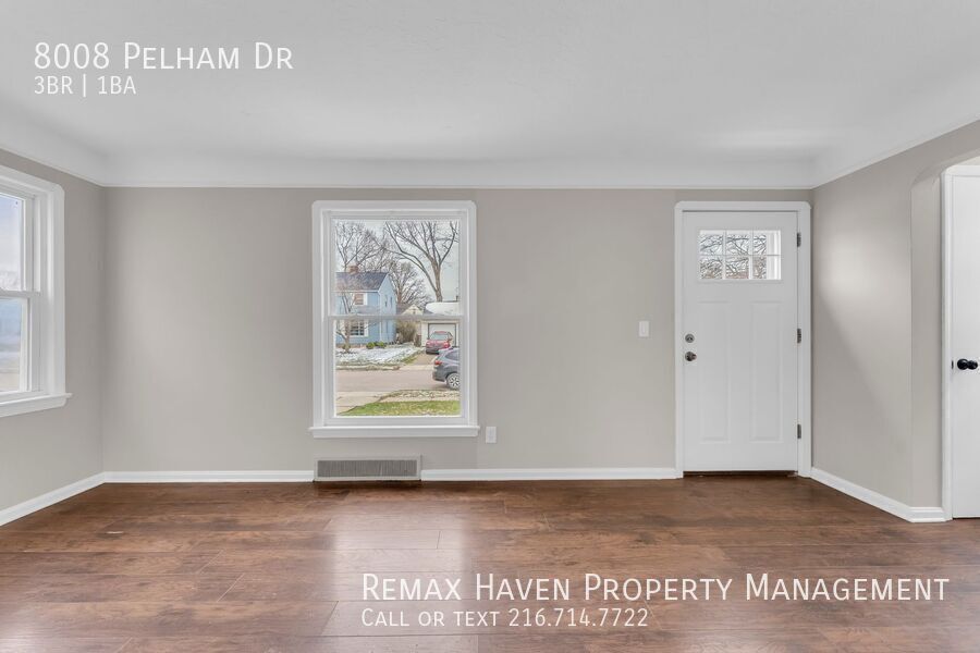 8008 Pelham Dr, Parma - Spacious 3 bed 1 bath single family home! property image