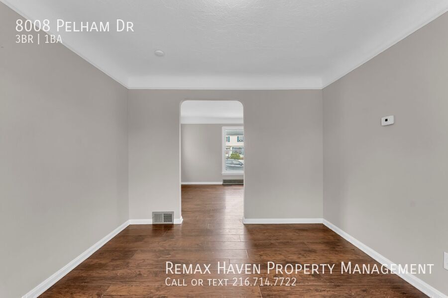 8008 Pelham Dr, Parma - Spacious 3 bed 1 bath single family home! property image