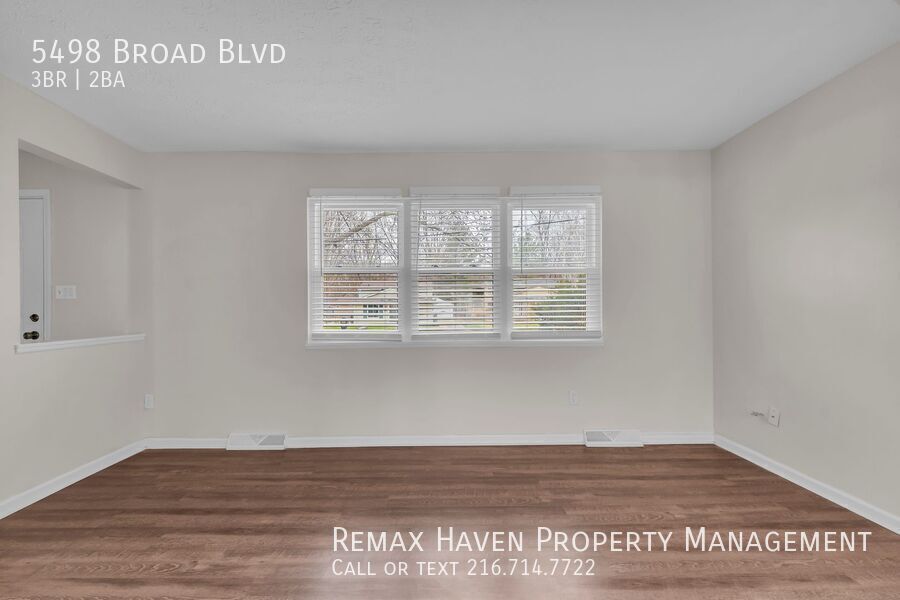 5498 Broad Blvd, North Ridgeville- Spacious 3-bed 1.5-bath single-family home! property image