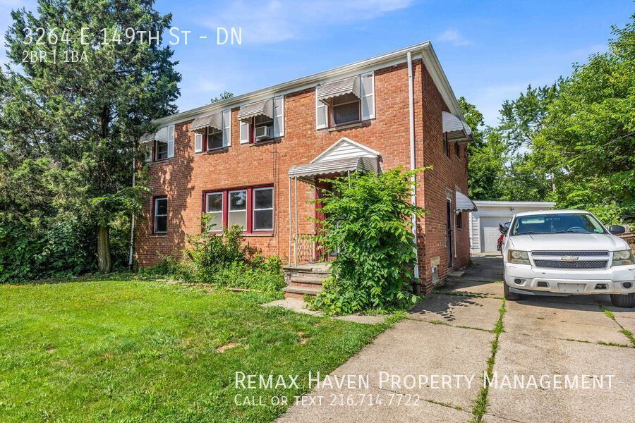 3264 E 149 St| DN, Cleveland- Spacious 2 bed 1 bath multi-family home! property image