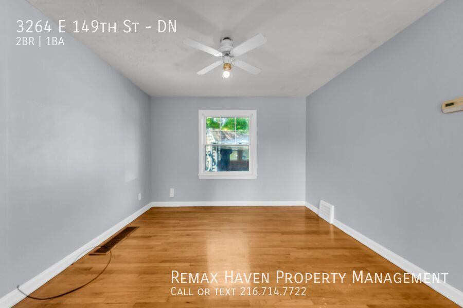 3264 E 149 St| DN, Cleveland- Spacious 2 bed 1 bath multi-family home! property image