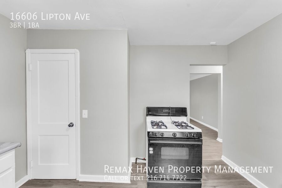16606 Lipton Ave, Cleveland - Spacious 3-bed 1-bath single-family home! property image