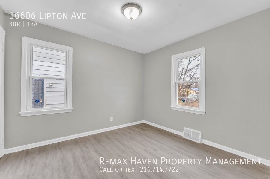 16606 Lipton Ave, Cleveland - Spacious 3-bed 1-bath single-family home! property image