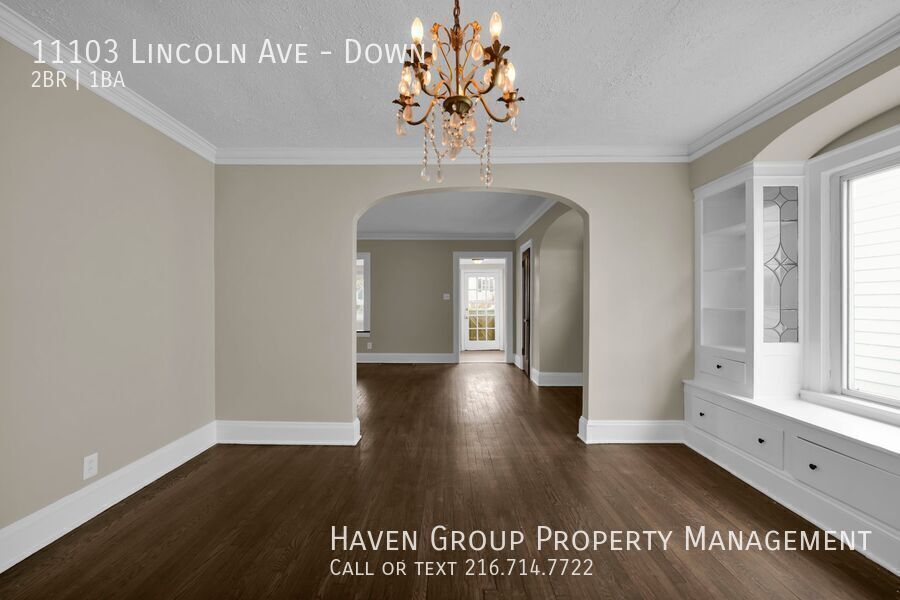 11103 Lincoln Ave | DN, Garfield Heights - Spacious 2-bed 1-bath multi-family home! property image