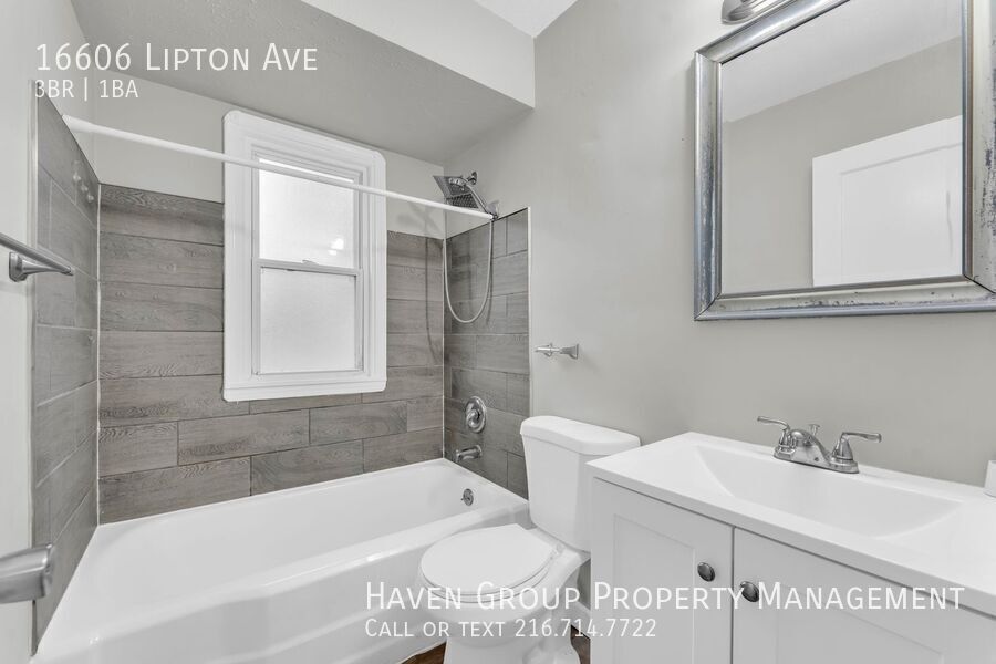 16606 Lipton Ave, Cleveland - Spacious 3-bed 1-bath single-family home! property image