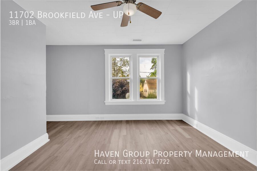 11702 Brookfield Ave | UP, Cleveland - Spacious 3-bed 1-bath multi-family home! property image
