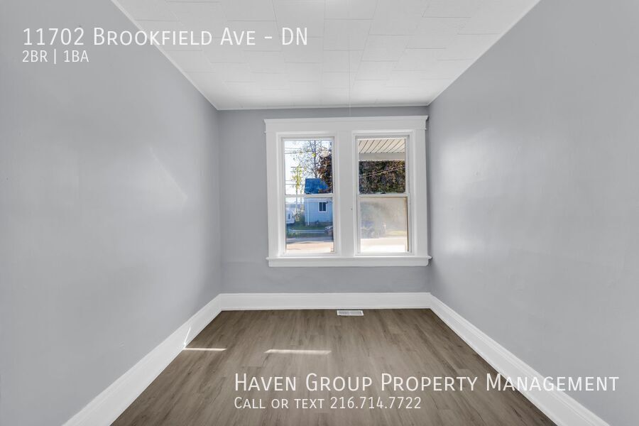 11702 Brookfield Ave | DN, Cleveland - Spacious 2-bed 1-bath multi-family home! property image