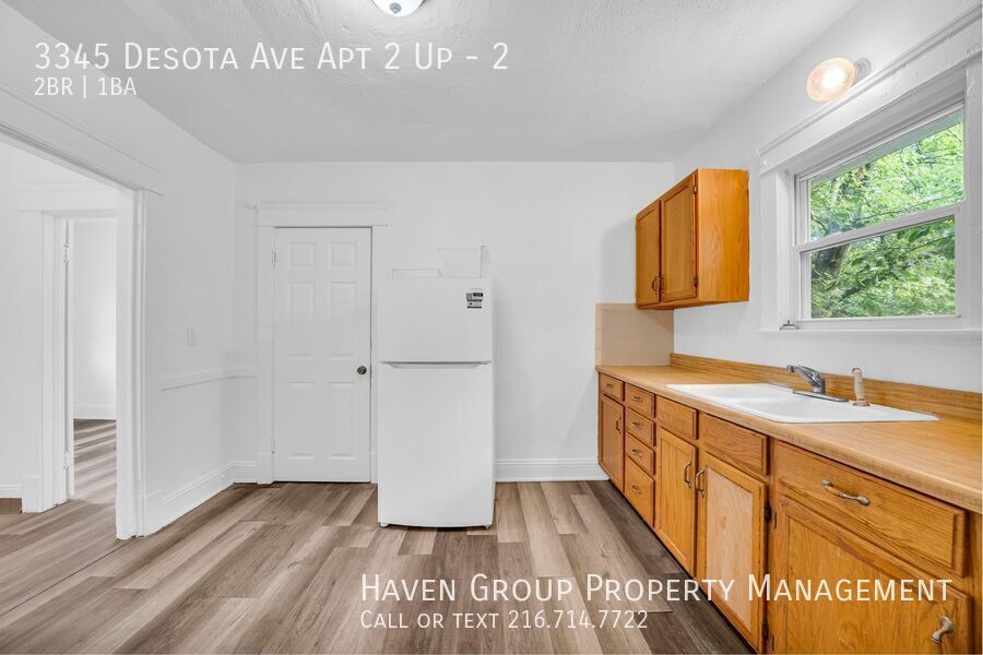 3345 Desota Ave | Unit 2, Cleveland Heights- Spacious 2-bed 1-bath multi-family home! property image