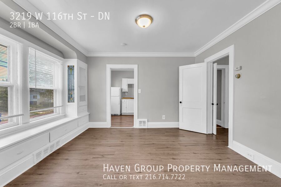 3219 W 116th St | DN, Cleveland - Spacious 2-bed 1-bath multi-family home! property image