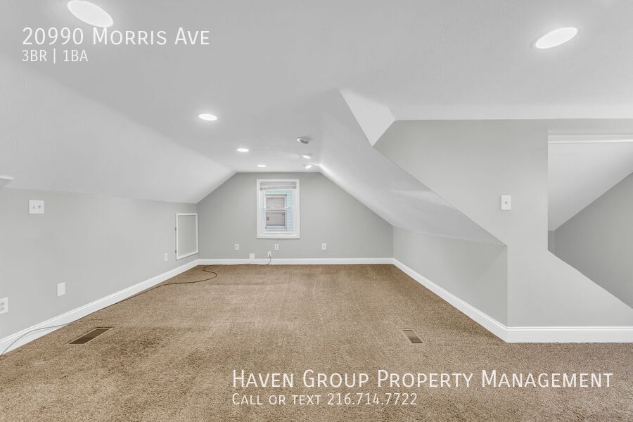 20990 Morris Ave, Euclid - Spacious 3-bed 1-bath single-family home! property image