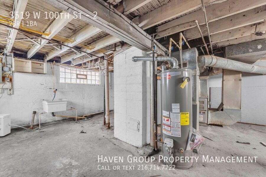 3519 W 100th St | Unit 2, Cleveland - Spacious 2-bed 1-bath multi-family home! All utilities included! property image