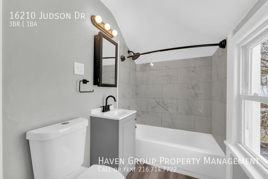 16210 Judson Dr, Cleveland - Spacious 3-bed 1-bath single-family home! property image