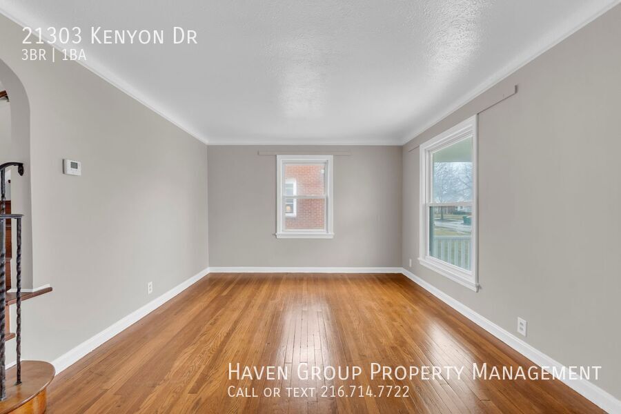 21303 Kenyon Dr, Maple Heights- Spacious 3-bed 1-bath single-family home! property image