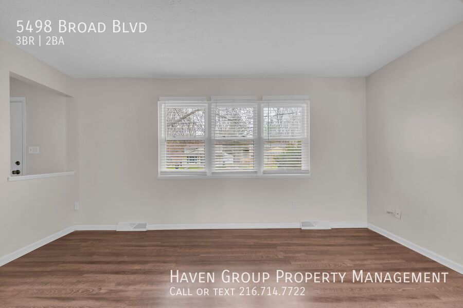 5498 Broad Blvd, North Ridgeville- Spacious 3-bed 1.5-bath single-family home! property image