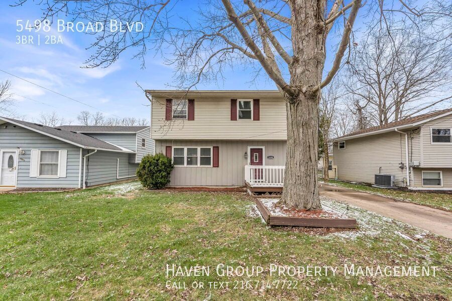 5498 Broad Blvd, North Ridgeville- Spacious 3-bed 1.5-bath single-family home! property image