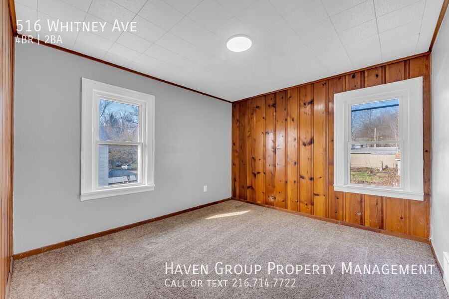 516 Whitney Ave, Akron - Spacious 4-bed 2-bath single-family home! property image