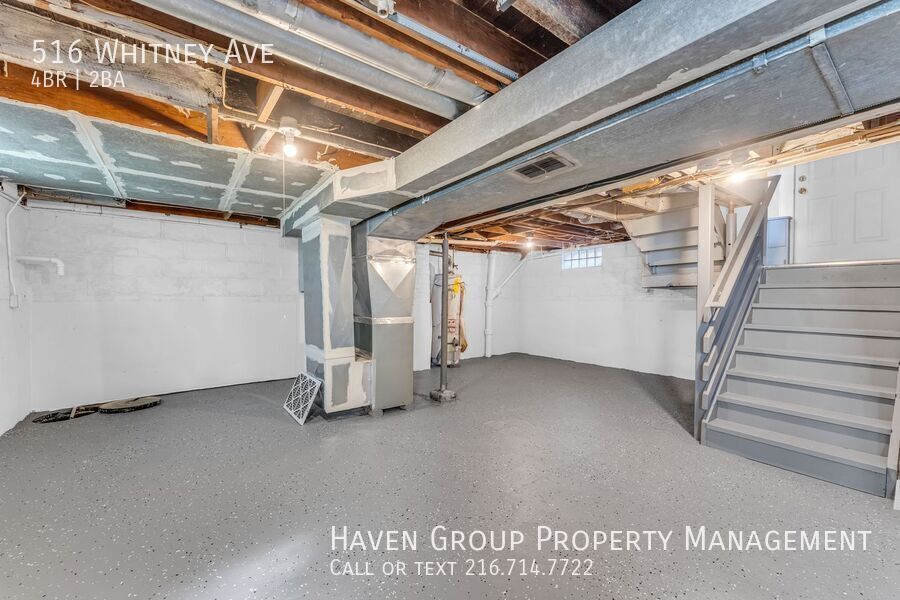 516 Whitney Ave, Akron - Spacious 4-bed 2-bath single-family home! property image