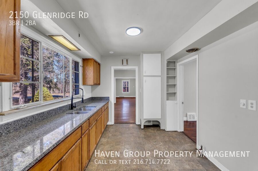 2150 Glenridge Rd, Euclid - Spacious 3-bed 1.5-bath single-family home! property image