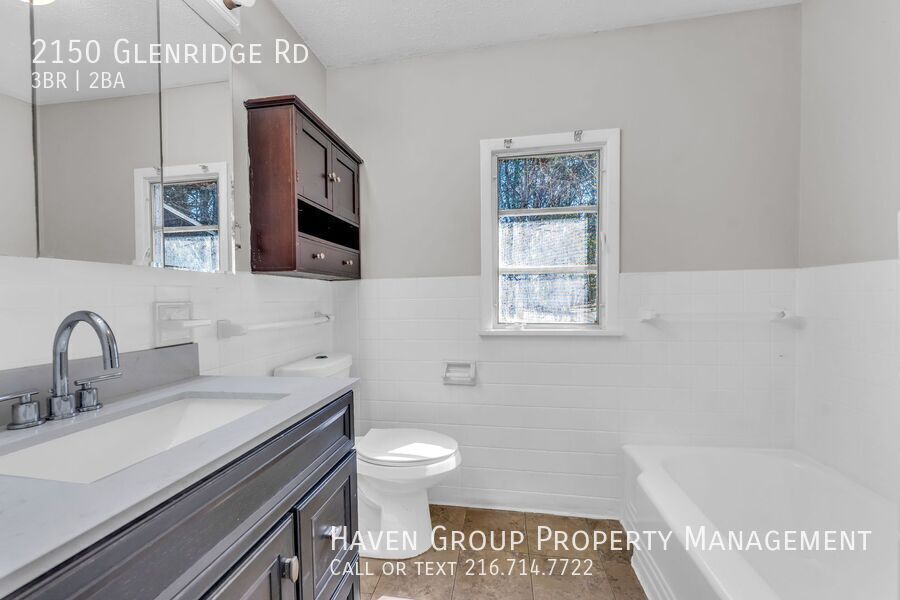 2150 Glenridge Rd, Euclid - Spacious 3-bed 1.5-bath single-family home! property image