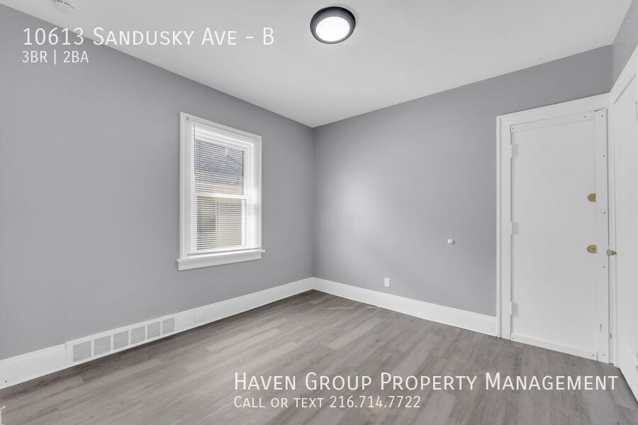 10613 Sandusky Ave | Unit B, Cleveland - Spacious 3-bed 2-bath multi-family home! Includes additional space from Unit C! property image