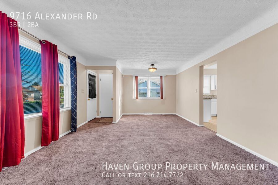 9716 Alexander Rd, Garfield Heights - Spacious 3 bed 2 bath single family home! property image