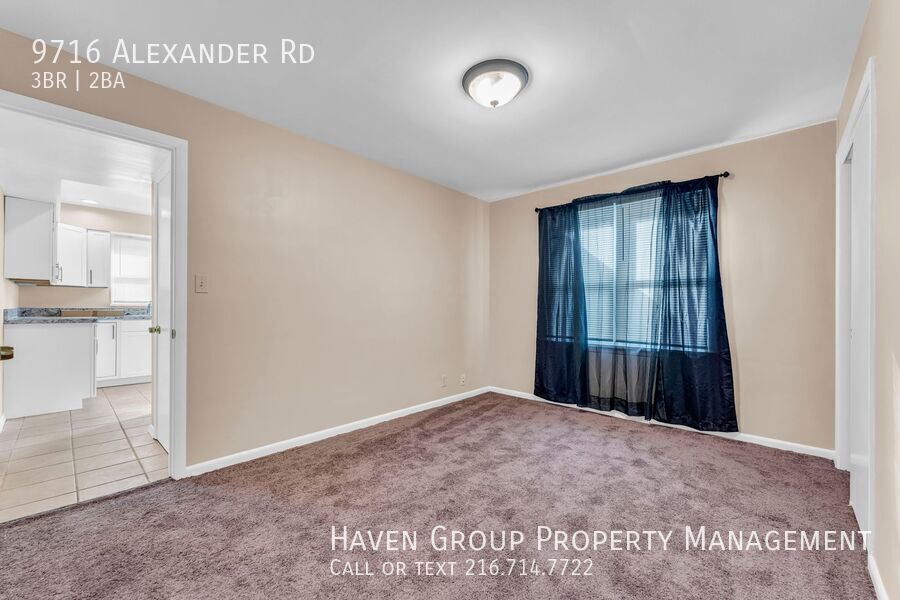 9716 Alexander Rd, Garfield Heights - Spacious 3 bed 2 bath single family home! property image