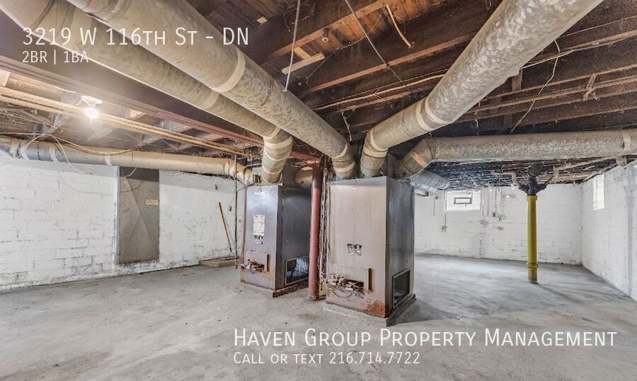 3219 W 116th St | DN, Cleveland - Spacious 2-bed 1-bath multi-family home! property image