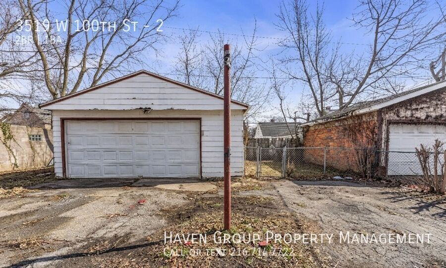 3519 W 100th St | Unit 2, Cleveland - Spacious 2-bed 1-bath multi-family home! All utilities included! property image