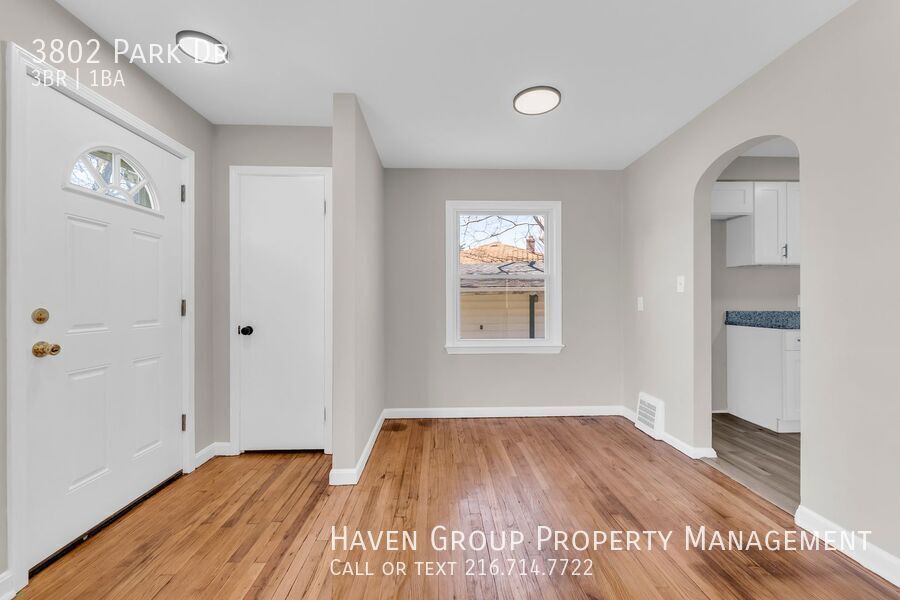 Welcome to 3802 Park Dr, Parma, OH 44134! This cozy 3-bedroom, 1-bath single-family home offers a bright living space, functional kitchen, and comfortable bedrooms, perfect for everyday living. property image