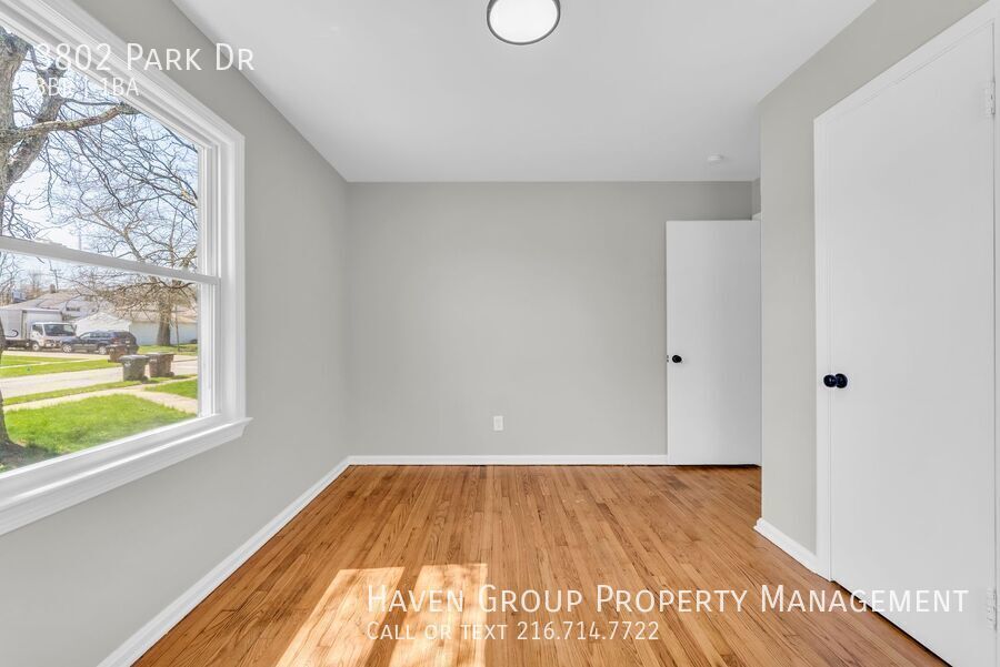 Welcome to 3802 Park Dr, Parma, OH 44134! This cozy 3-bedroom, 1-bath single-family home offers a bright living space, functional kitchen, and comfortable bedrooms, perfect for everyday living. property image