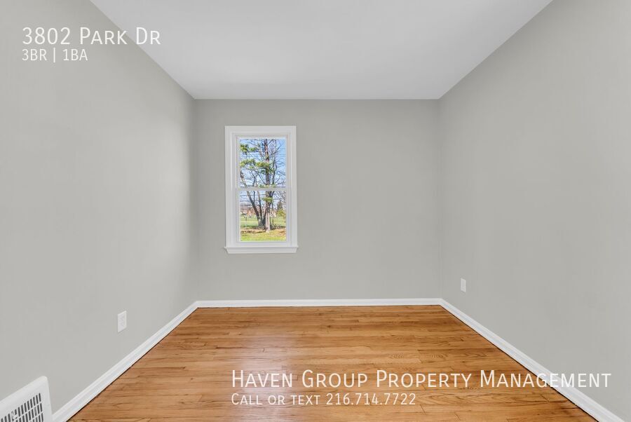 Welcome to 3802 Park Dr, Parma, OH 44134! This cozy 3-bedroom, 1-bath single-family home offers a bright living space, functional kitchen, and comfortable bedrooms, perfect for everyday living. property image