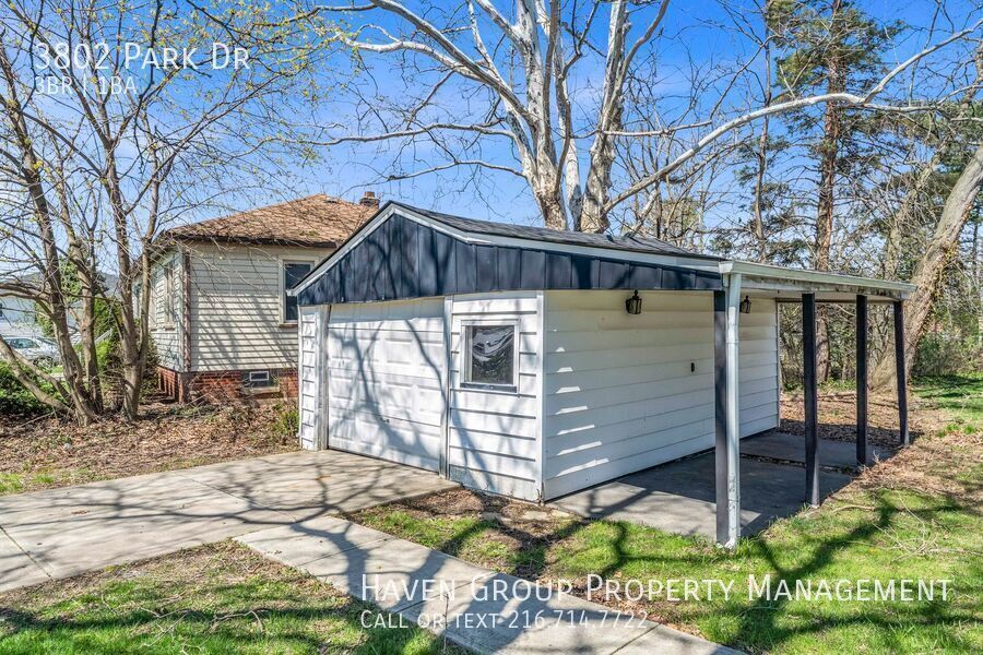 Welcome to 3802 Park Dr, Parma, OH 44134! This cozy 3-bedroom, 1-bath single-family home offers a bright living space, functional kitchen, and comfortable bedrooms, perfect for everyday living. property image