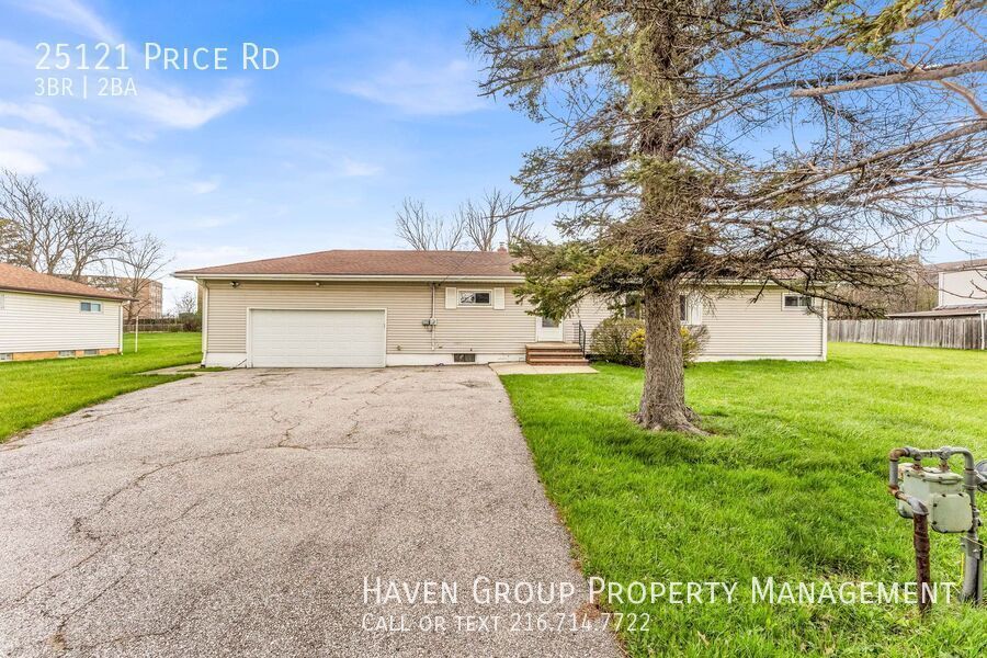 25121 Price Rd, Bedford Heights - Welcome to this spacious 3-bed 1.5-bath single-family home!  property image