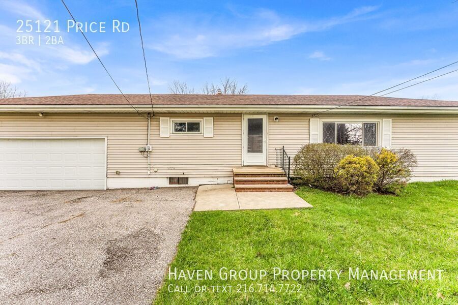 25121 Price Rd, Bedford Heights - Welcome to this spacious 3-bed 1.5-bath single-family home!  property image