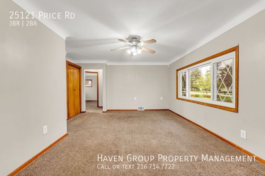 25121 Price Rd, Bedford Heights - Welcome to this spacious 3-bed 1.5-bath single-family home!  property image